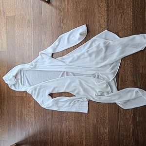 Long knitted cardigan with hood